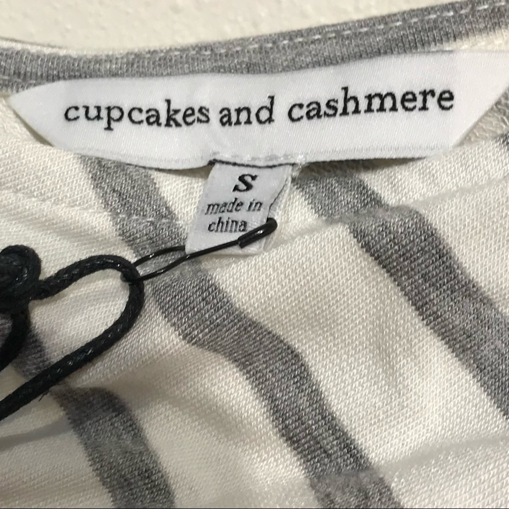 Cupcakes and Cashmere Regina Dress Ivory/Gray NWT‎ - Picture 7 of 7
